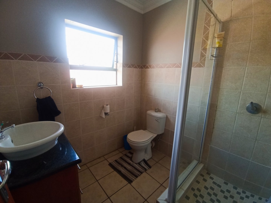 To Let 2 Bedroom Property for Rent in Bult South North West